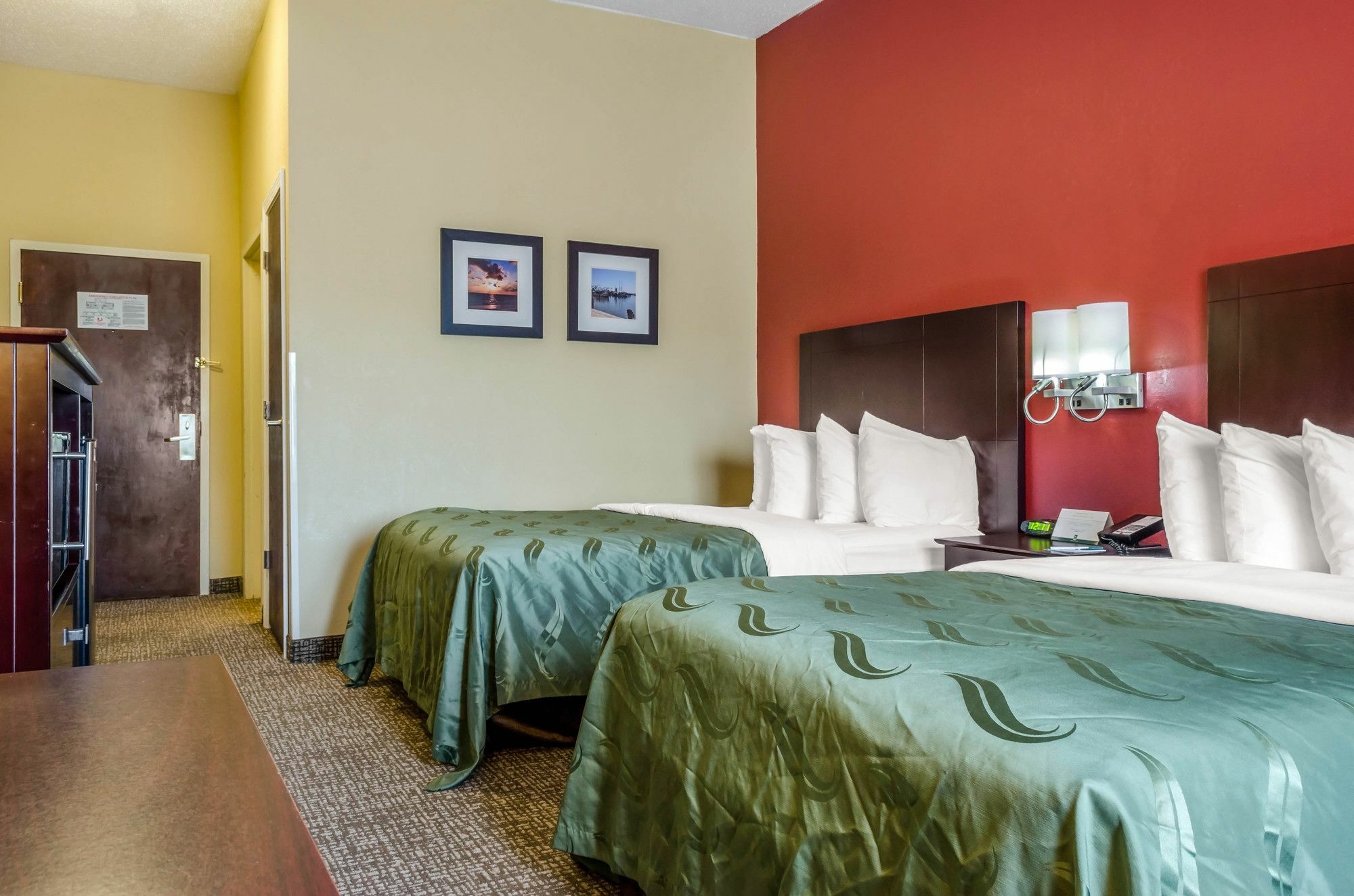 Отель Wingate By Wyndham Biloxi - Ocean Springs Экстерьер фото