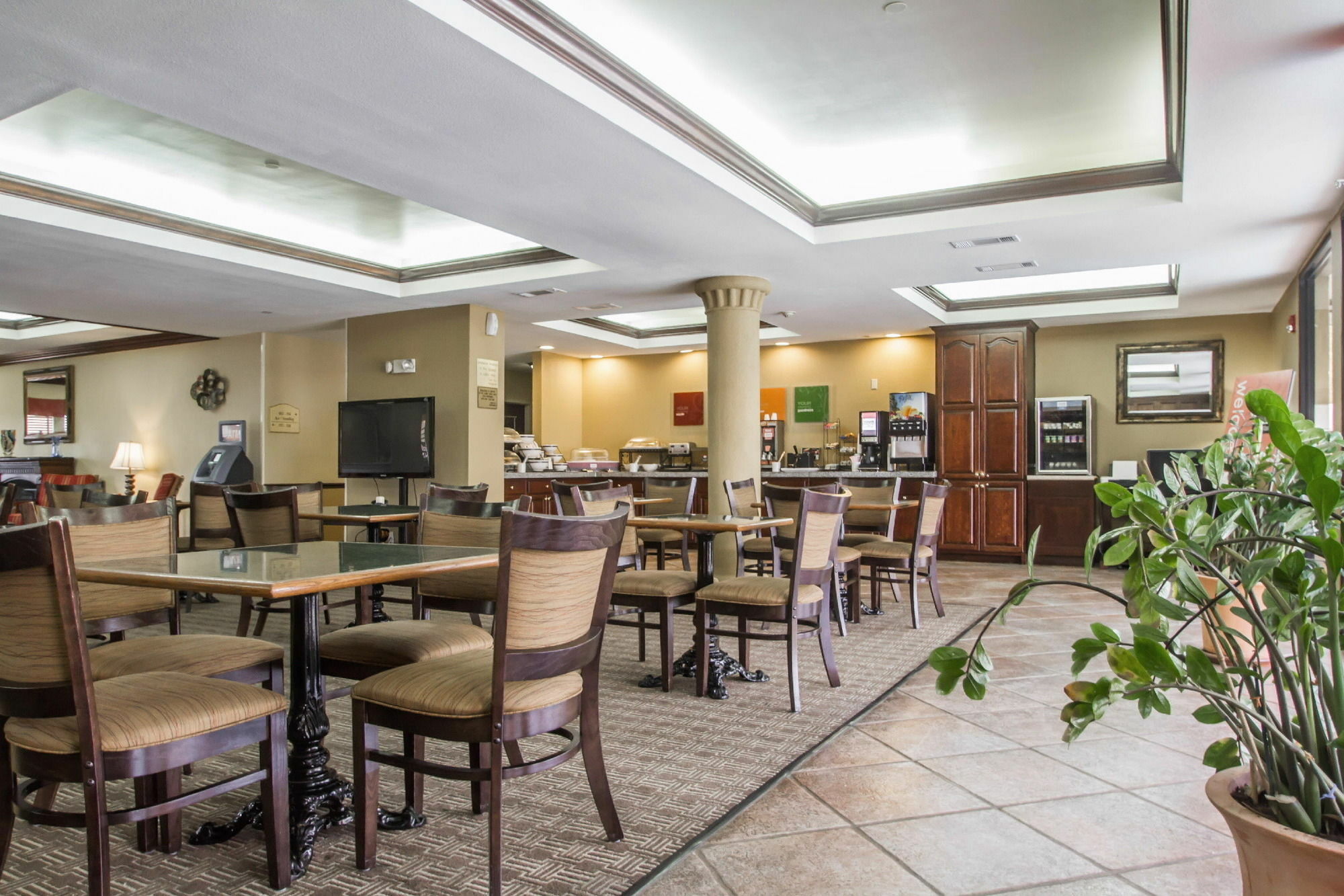 Отель Wingate By Wyndham Biloxi - Ocean Springs Экстерьер фото