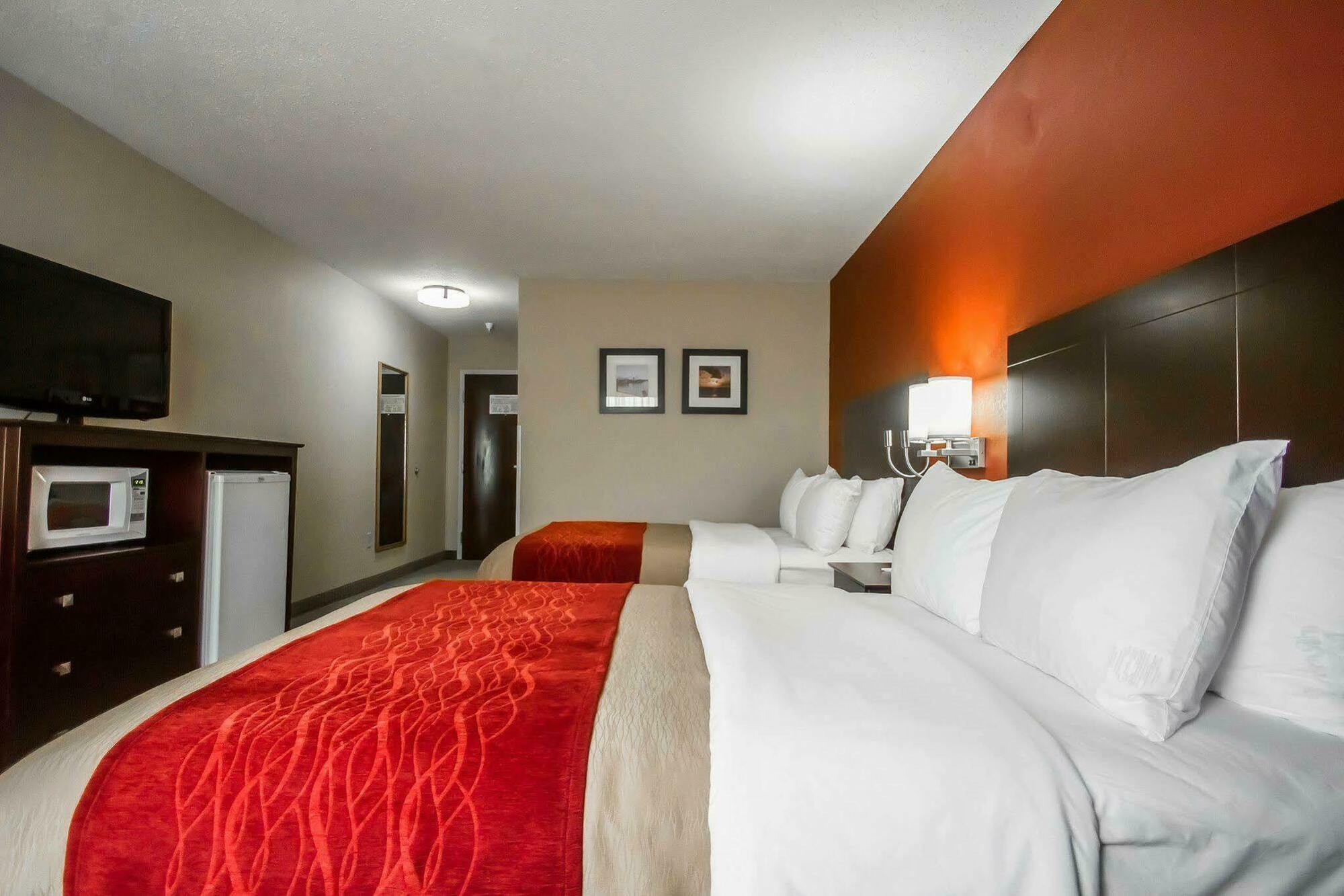 Отель Wingate By Wyndham Biloxi - Ocean Springs Экстерьер фото