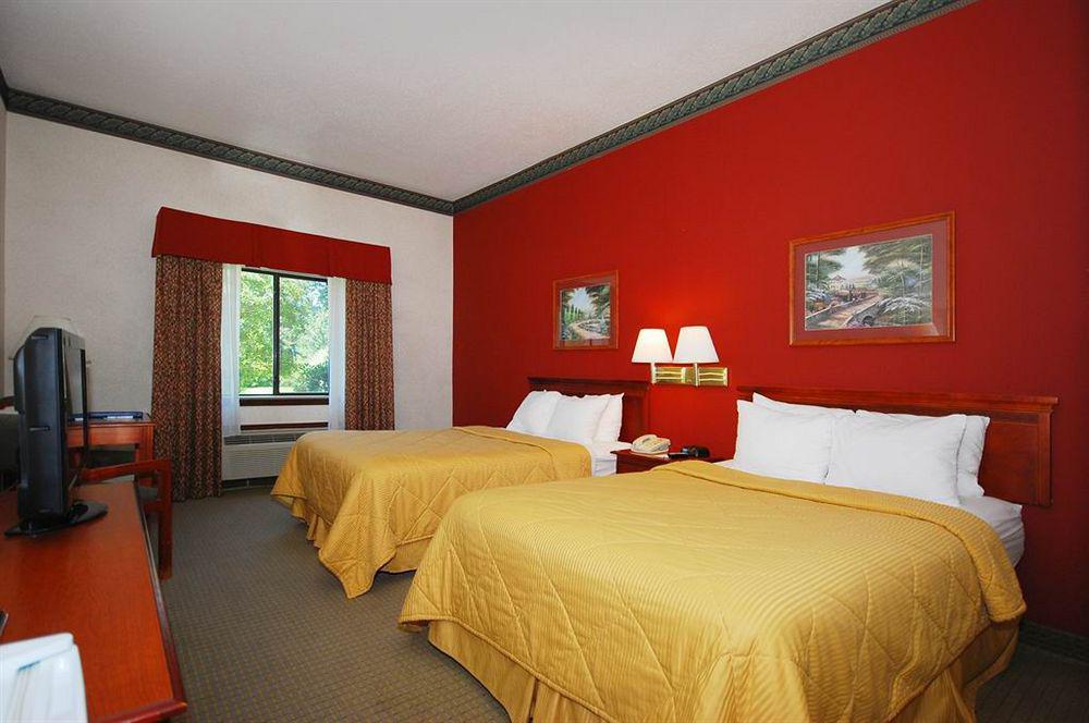 Отель Wingate By Wyndham Biloxi - Ocean Springs Экстерьер фото