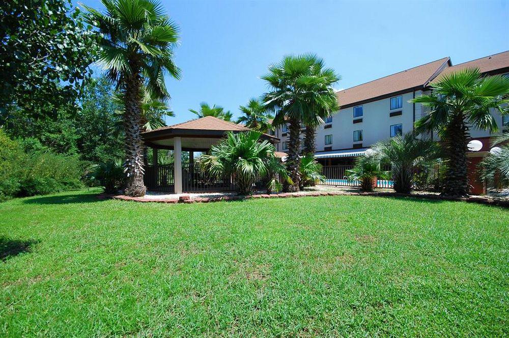 Отель Wingate By Wyndham Biloxi - Ocean Springs Экстерьер фото